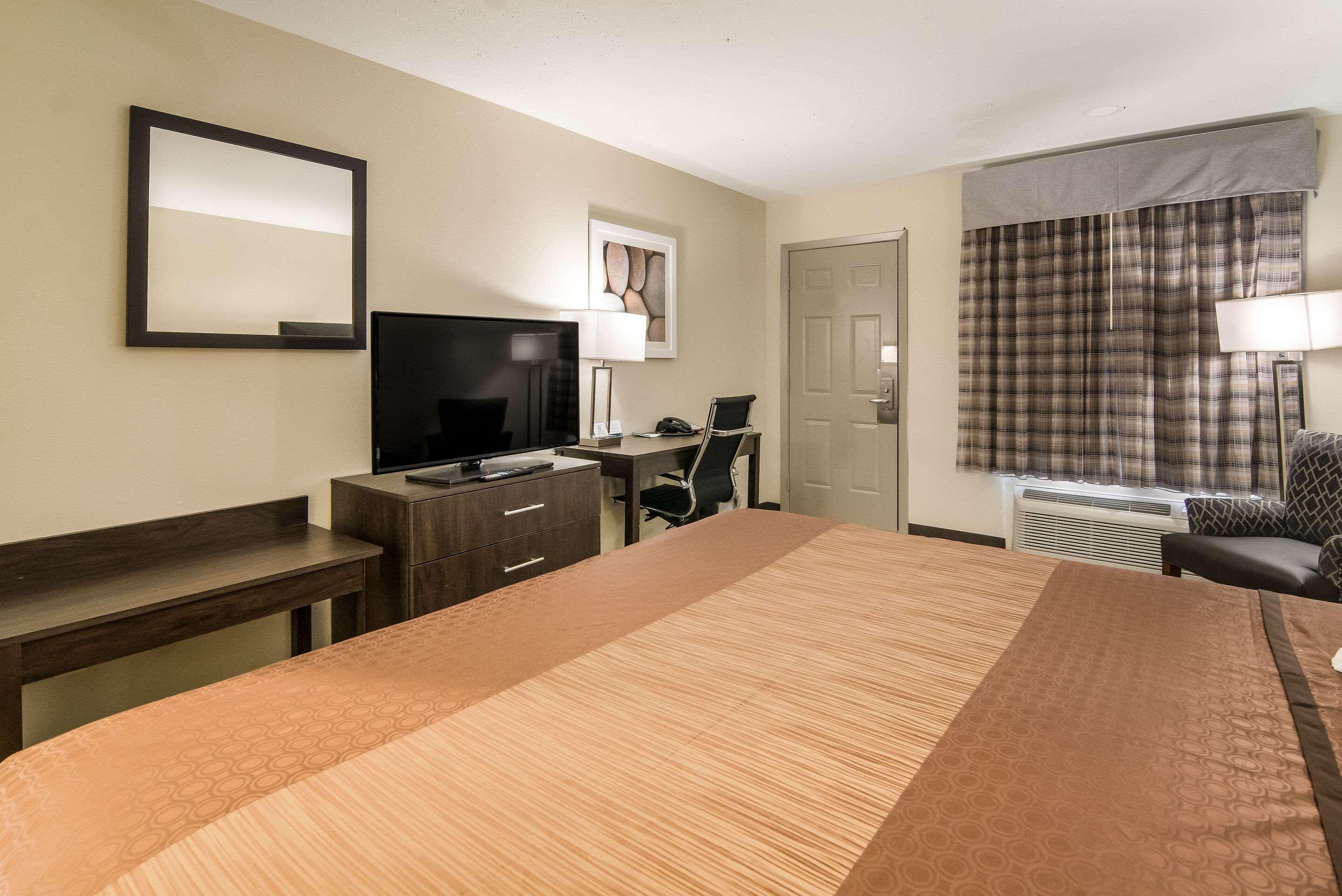 Quality Inn & Suites Dallas-Cityplace Exterior foto